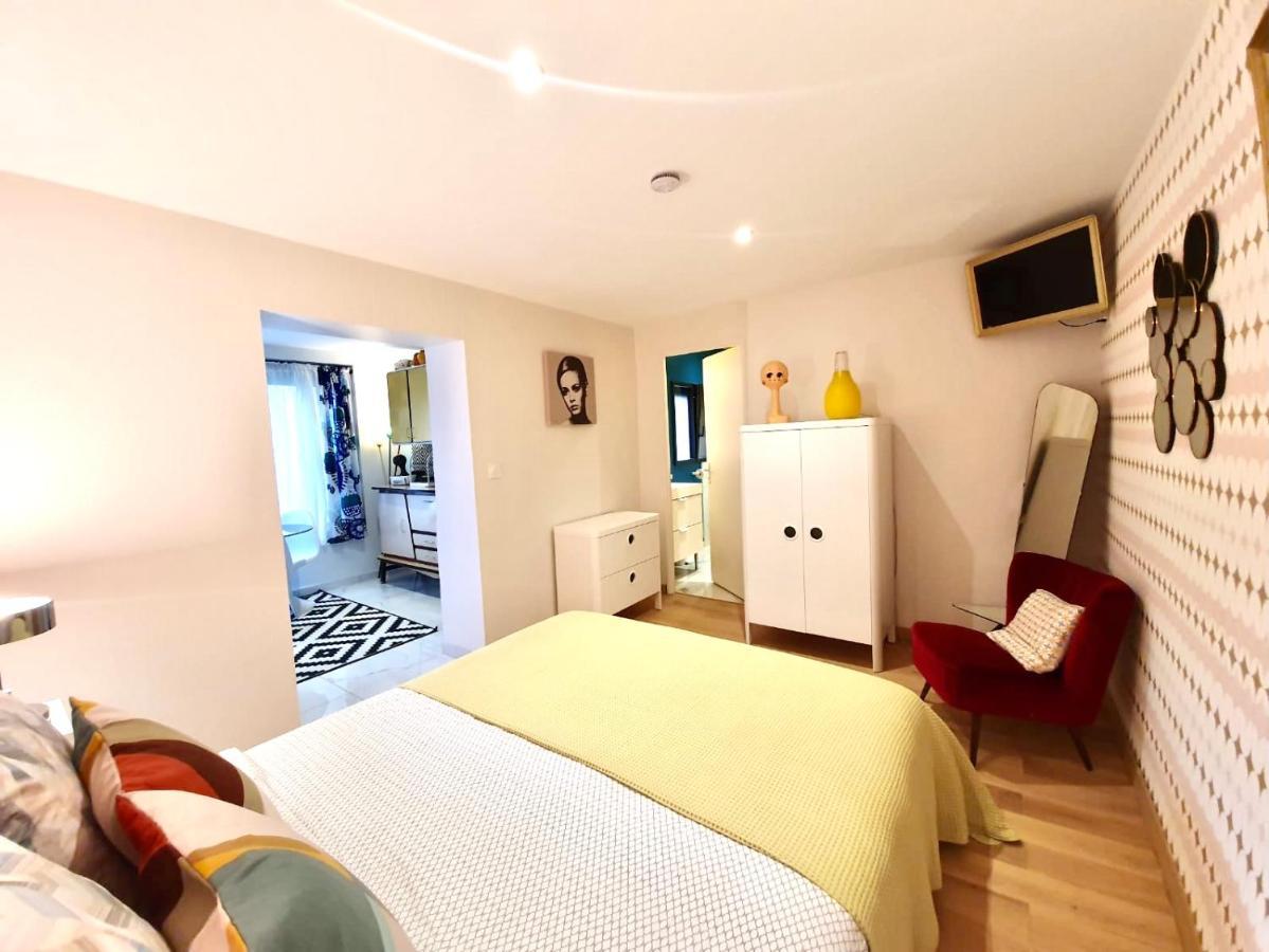 La Maison Pop Appartement Meuble Independant Avec Jardin Romans-sur-Isère Kültér fotó
