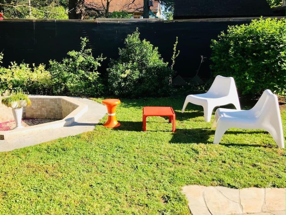 La Maison Pop Appartement Meuble Independant Avec Jardin Romans-sur-Isère Kültér fotó